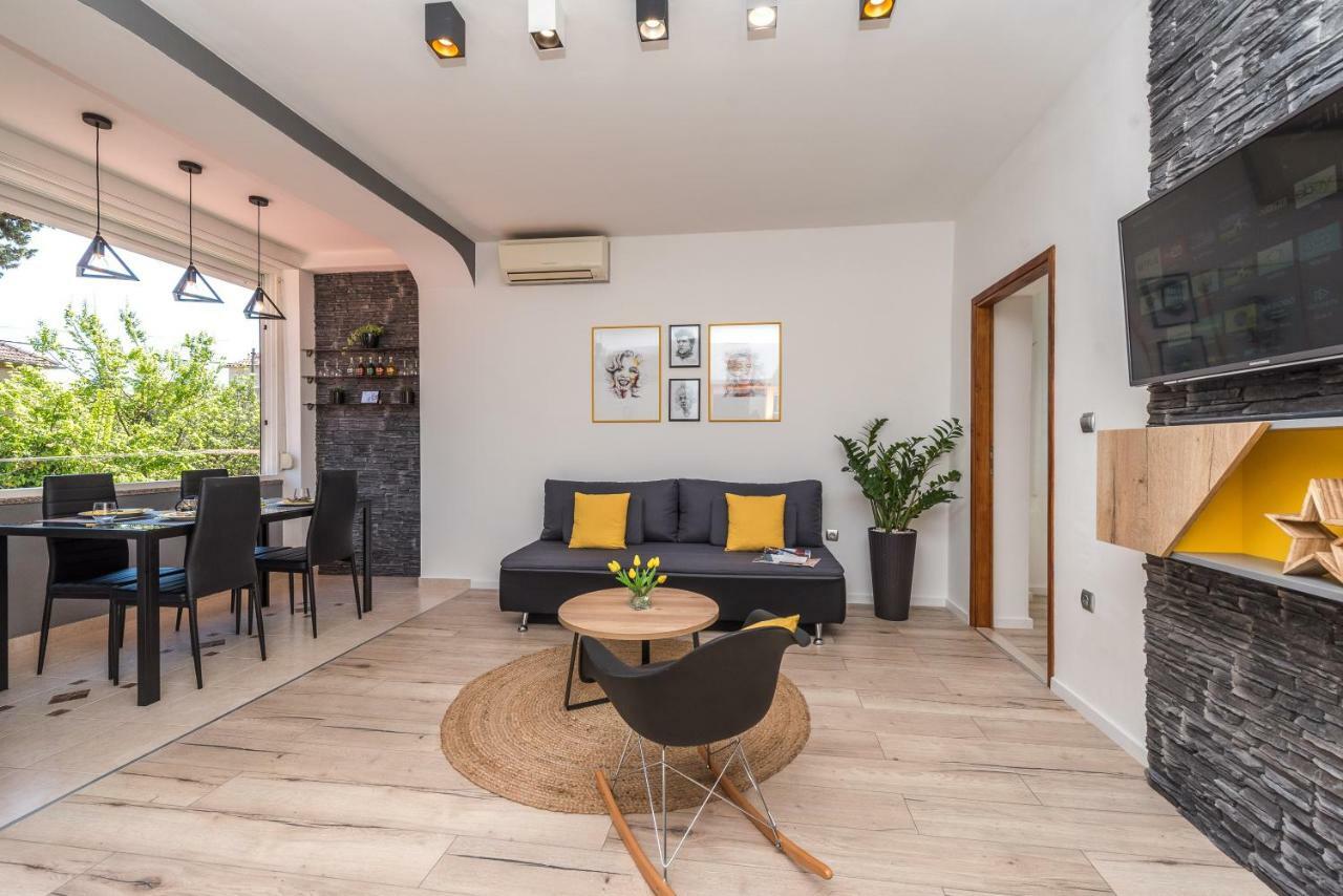 Portos Apartment *
